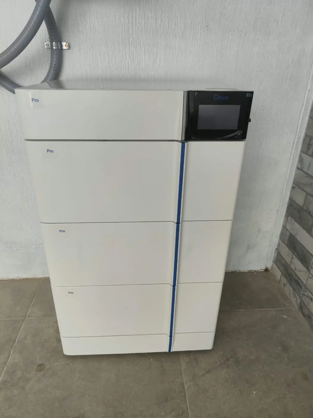 Banco de baterías modular Deye